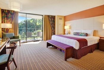 Room, 1 King Bed, Mobility Accessible, Non Smoking (Hearing,Roll-inShower,BanyanView)