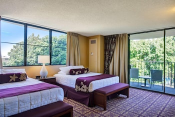 Suite, 2 Queen Beds, Non Smoking (1 Bedroom, Banyan View)