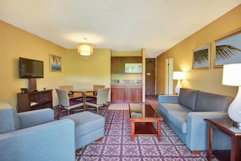 Suite, 2 Queen Beds, Non Smoking (1 Bedroom, Banyan View)
