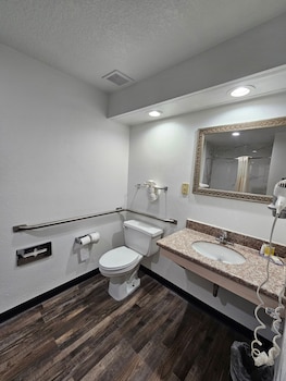 Studio Suite, 1 King Bed, Non Smoking