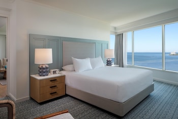 Suite, Bay View