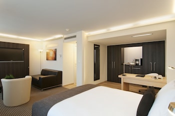 Junior Suite, 1 Queen Bed