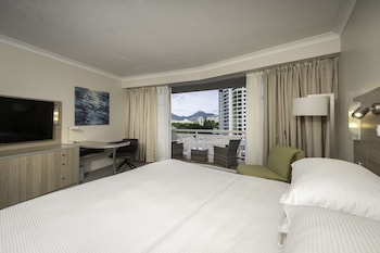 Superior Room, 1 King Bed, Balcony