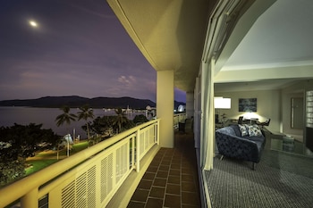 King One Bedroom Suite