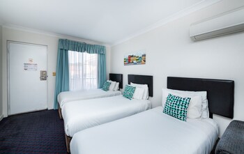 Family Suite (No Pets)