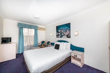 Family Suite (No Pets)