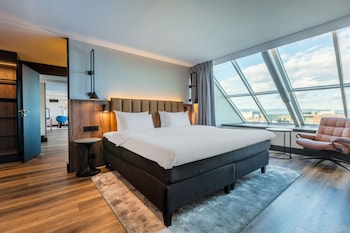 Presidential Suite, River View