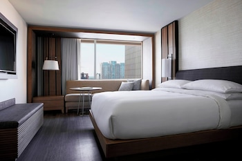 Concierge Room, Club Room, 1 King Bed