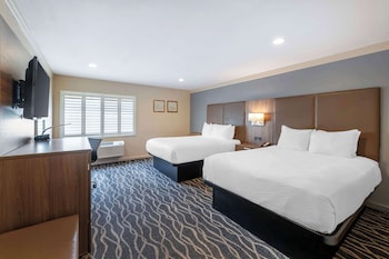 Standard Room, 2 Queen Beds, Accessible, Refrigerator & Microwave