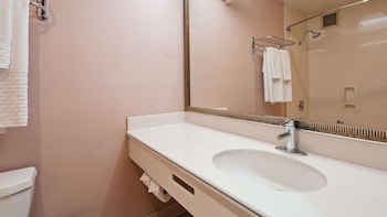 Standard Room, 1 King Bed, Non Smoking, Hot Tub (Larger Room)