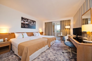 Premium Room, 2 Double Beds, Balcony, Garden View