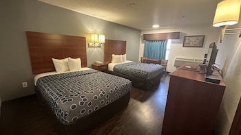 Room, 2 Queen Beds, Smoking