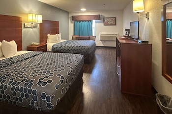 Standard Room, 2 Queen Beds, Non Smoking