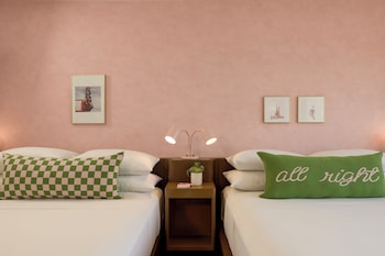 Room, 2 Queen Beds, Non Smoking, City View