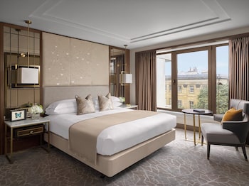 Premium Room, 1 King Bed (Mayfair Floor)
