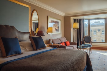Junior Suite, 1 King Bed
