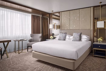 Room, 1 King Bed (Cosy, Mayfair Floor)