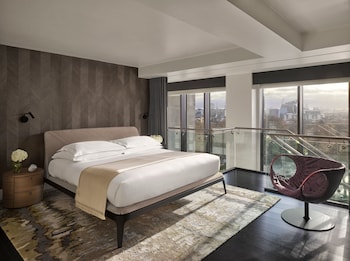 Suite (London)