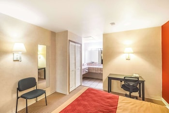 Standard Room, 2 Queen Beds, Non Smoking