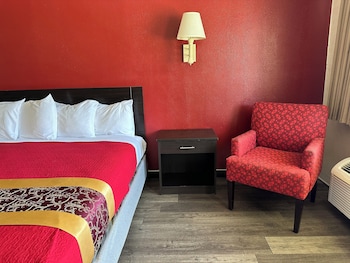 Standard Room, 1 King Bed, Non Smoking