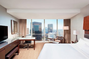 Deluxe Room, 1 King Bed