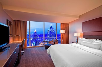 1 King Room, Skyline view, High floor