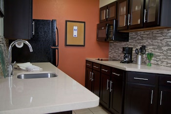 Suite, Multiple Beds (Two Bedroom Queen and Two Doubles)