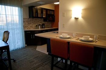 Suite, Multiple Beds (Two Bedroom)