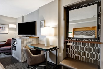 Standard Room, 1 King Bed