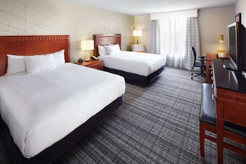 Room, 2 Queen Beds, Non Smoking