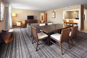 Executive Suite, 1 King Bed, Non Smoking
