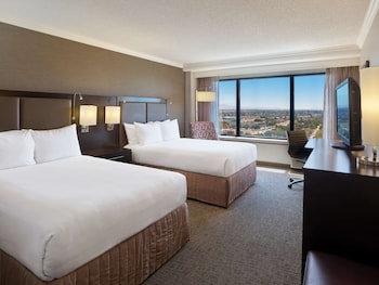 Deluxe Room, 2 Double Beds, Accessible (Hearing)