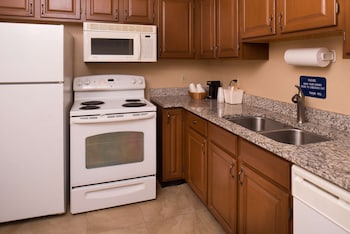 Suite, Multiple Beds, Non Smoking, Kitchen