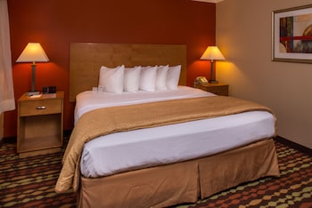 Standard Room, Multiple Beds, Non Smoking, Refrigerator & Microwave