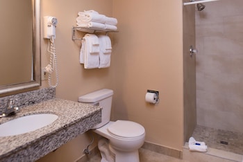 Suite, Multiple Beds, Non Smoking, Kitchen