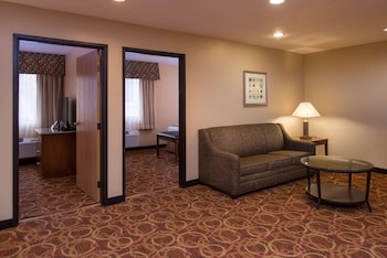 Suite, Multiple Beds, Non Smoking, Kitchen (Living Room)
