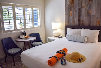 Room, 1 Queen Bed (Poolside)