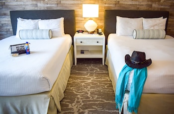 Room, 2 Queen Beds, Balcony (Harborside)