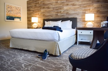 Room, 1 King Bed (Harborside)
