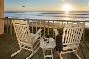 Premium Room, 1 King Bed, Oceanfront