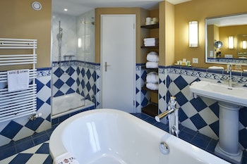 Jungfrau Suite