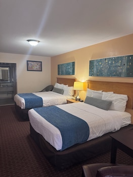 Two Queen Bed Non-Smoking