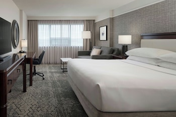 Room, 1 Queen Bed with Sofa bed (Guest)