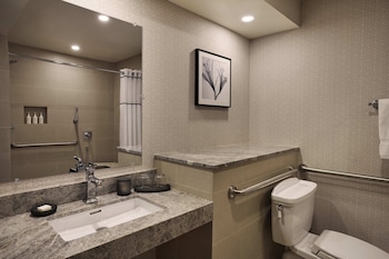 Deluxe Room, Multiple Beds, Accessible (Deluxe Accessible Two King Beds)