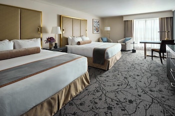 Deluxe Room, Multiple Beds