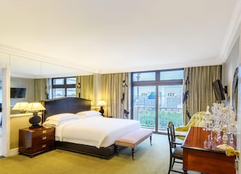 Executive Suite (Regency)