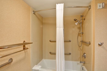 Room, 2 Queen Beds, Accessible, Non Smoking