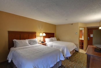 Room, 2 Queen Beds, Accessible, Non Smoking