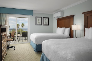 Standard Room, 2 Double Beds, Balcony, Ocean View
