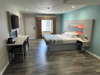 Accessible King Room